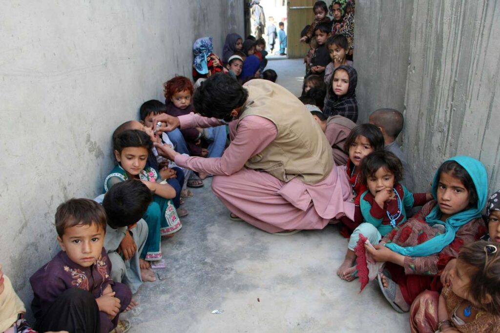 د پولیو نړیواله ورځ؛یونېسف: یوازې څو څاڅکي کولی شي د ماشومانو راتلونکی خوندي کړي